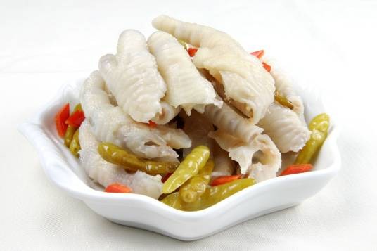 泡椒凤爪(川菜小吃)