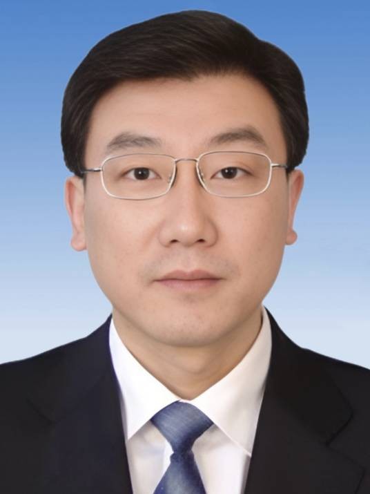 王林清(最高人民法院民一庭原助理审判员)