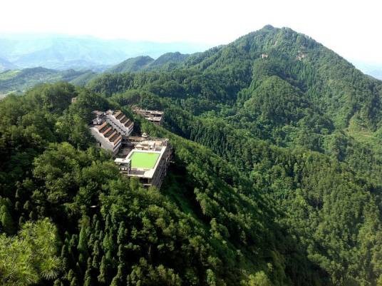 铁山（四川省达州山名）