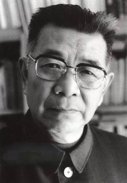 于光远（中国科学院学部委员、经济学家、马克思主义理论家、哲学家）