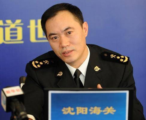 刘晓辉（拱北海关原党组书记、关长）