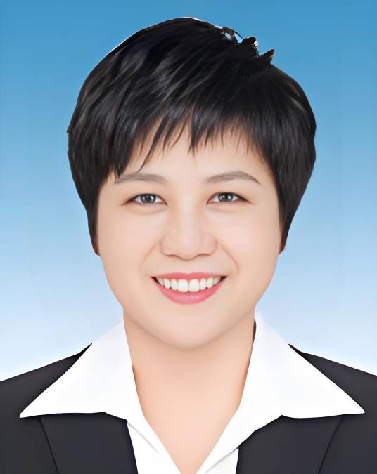 鲁俊（浙江省人大常委会党组成员、秘书长、机关党组书记）
