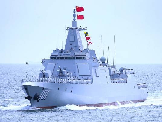 南昌号驱逐舰（中国055型驱逐舰首舰（舷号101））