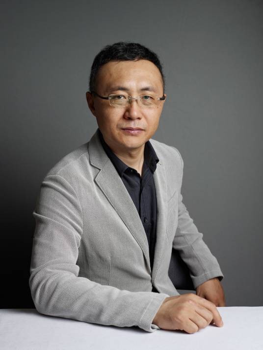 王长田(北京光线传媒股份有限公司董事长兼总经理,猫眼娱乐董事长、非执行董事)