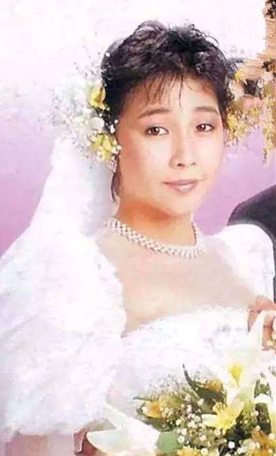 江嘉年