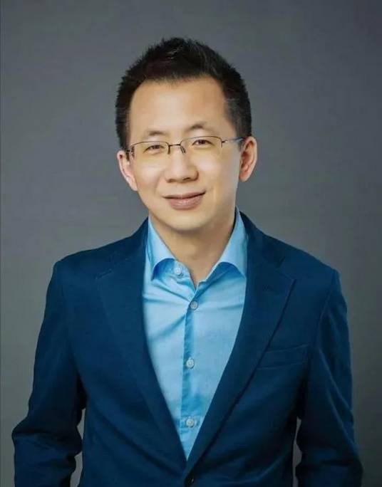 张一鸣（字节跳动原首席执行官(CEO)、创始人，今日头条原首席执行官(CEO)、创始人）