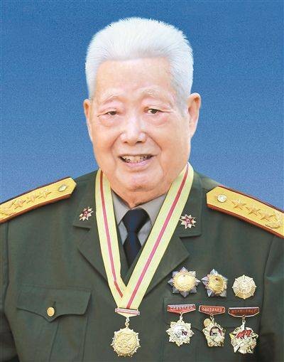 刘振华（中华人民共和国开国少将、原北京军区政治委员）
