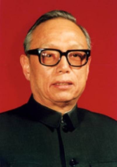 任建新(第九届全国政协副主席,中共中央政法委员会原书记,最高人民法院原院长、党组书记)