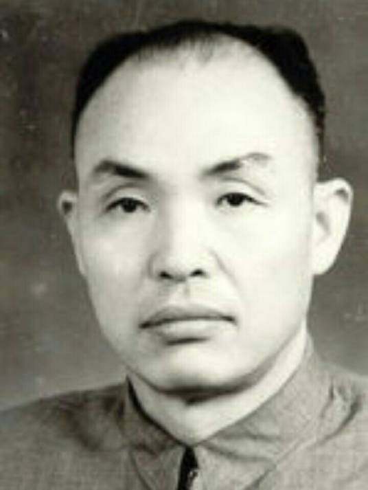 张仲良(原中央顾问委员会委员)