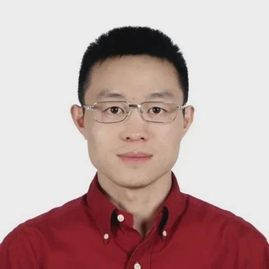 唐杰(清华大学计算机系WeBank讲席教授、人工智能研究院基础模型研究中心主任)