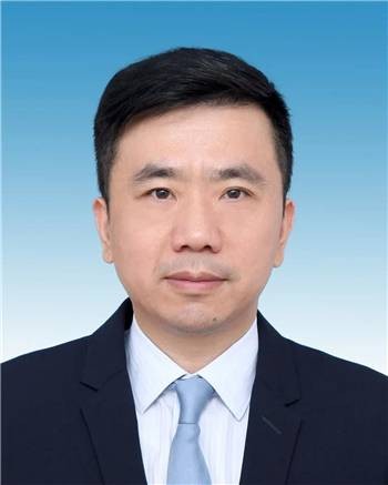 费跃忠（浙江省金华市人民政府原副市长、市公安局原局长）