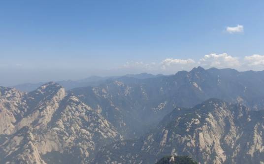 少华山(陕西省境内山峰)