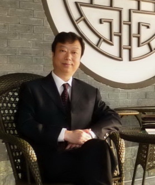 王晓波（艺术评论家）