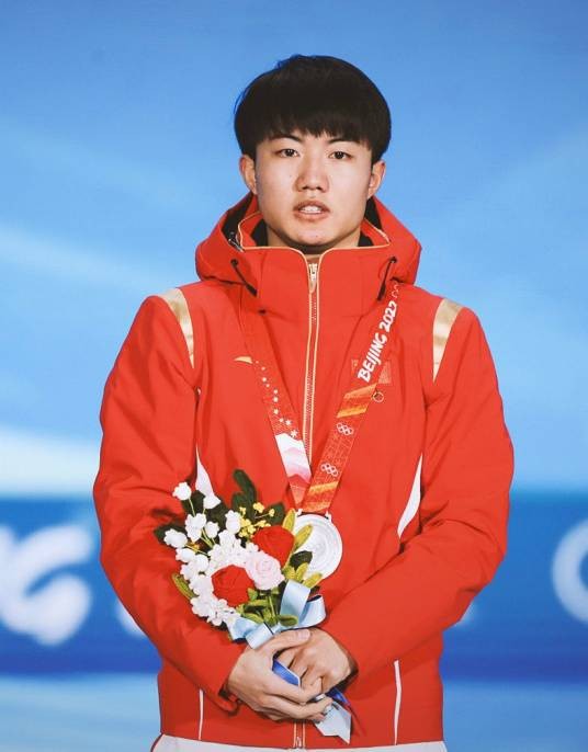 李文龙(中国短道速滑运动员)