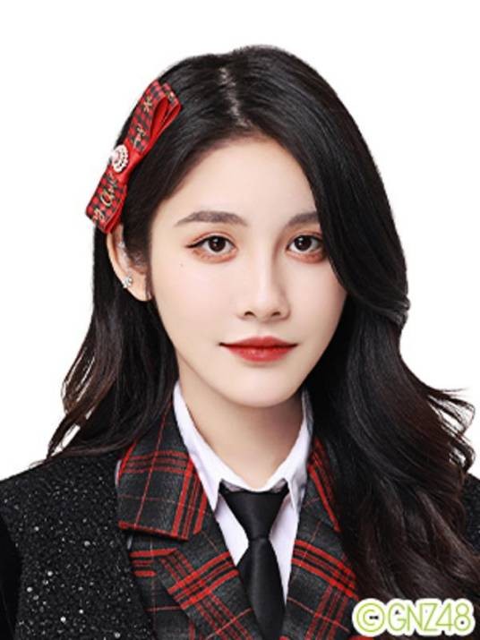 刘倩倩(中国女歌手,GNZ48,SNH48、浪彩少女AW9成员)