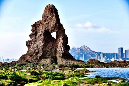 石老人（青岛市崂山区海蚀柱景观）