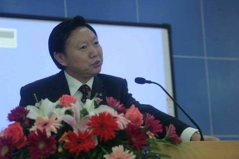 林少华（翻译家，中国海洋大学外国语学院教授）