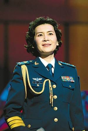 肖雄（空政话剧团国家一级演员）