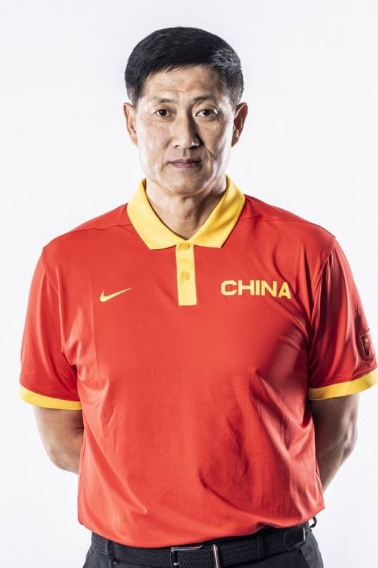 李晓勇(中国前篮球运动员、教练员)