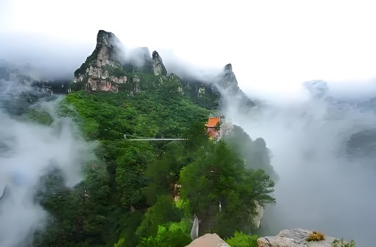 五老峰（中国4A级旅游景区）