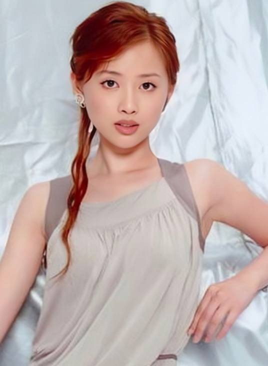 王灵（中国内地女演员）