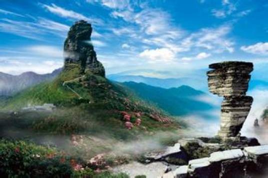 梵净山(贵州省铜仁市境内的山地)