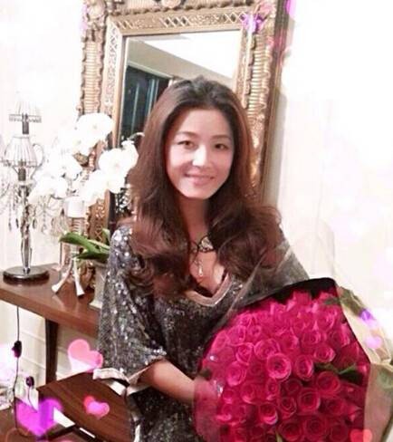 姜坤（原71亚视艺人、汤镇业的第一任妻子）