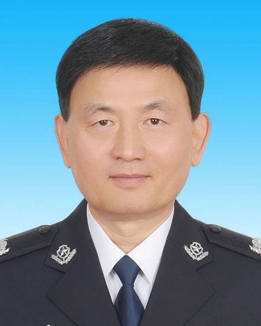 郑光照（内蒙古自治区副主席、政府党组成员，自治区公安厅党委书记、厅长）