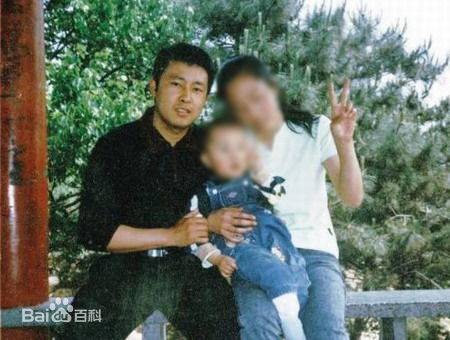 夏俊峰（沈阳刺死城管案犯罪人）