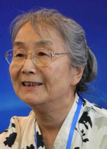 吴冰（已故北京外国语大学英语系教授，冰心之女）