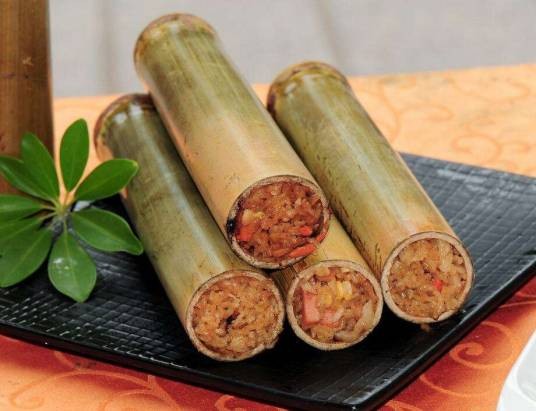 竹筒饭（以香米、肉类为原料的菜品）