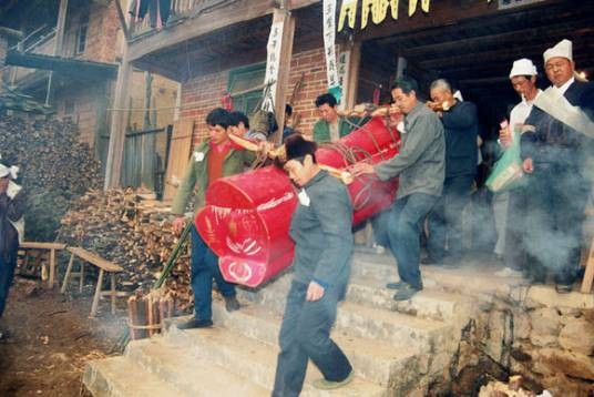 下葬