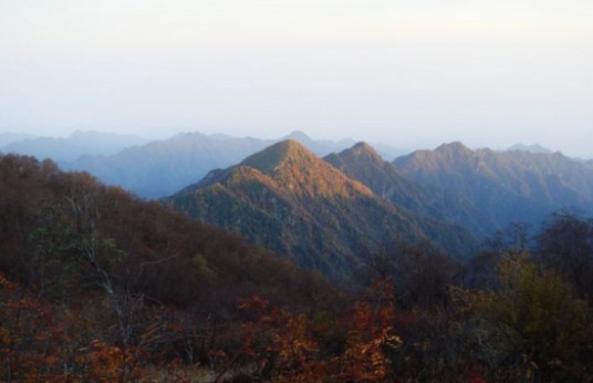首阳山（河南省洛阳市偃师区首阳山）