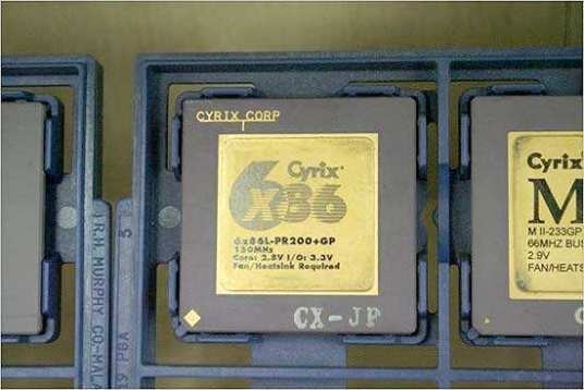 586