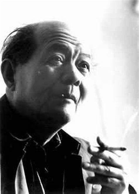 严文井