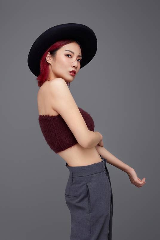 王胜男（中国内地女歌手）