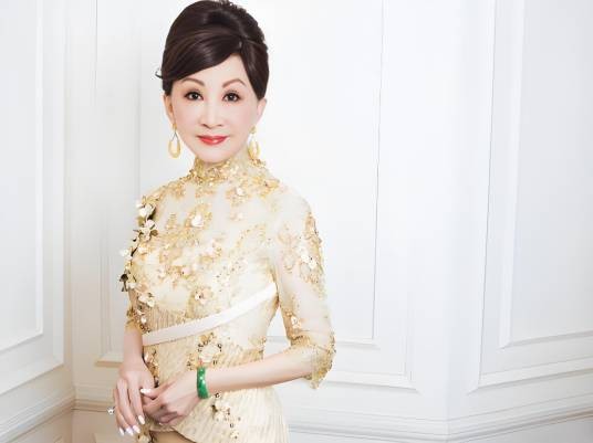 郑明明(印尼籍华侨美容师)