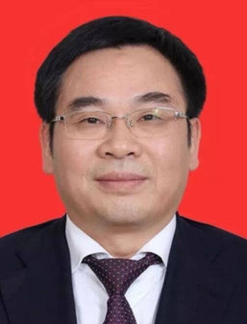 黄诗燕（湖南省株洲市政协原副主席、炎陵县委书记）