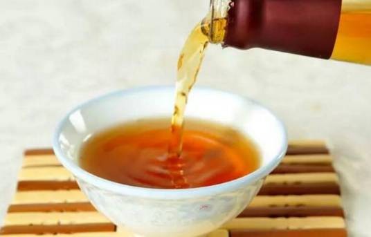 雄黄酒（中药药材）