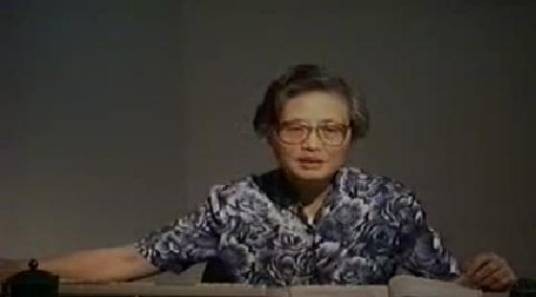 严蔚敏