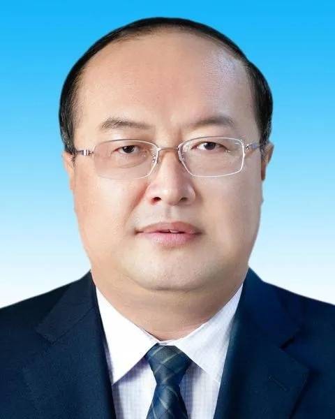 张国平（内蒙古自治区兴安盟原盟委委员、副盟长）