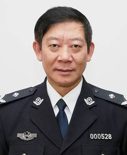陈新民（云南“中国十大杰出民警”）