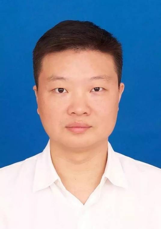 吴海峰(海南省陵水县委书记、试验区管理局党委书记、局长)