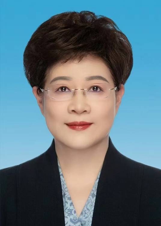 黄雅丽（内蒙古自治区阿拉善盟盟委书记）