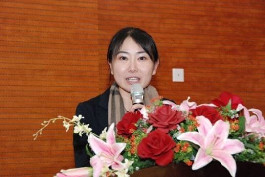 雷瑞(云南农垦集团党委委员、董事、副总经理)