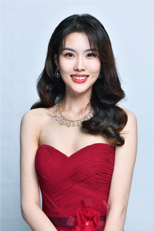 张心心（中国内地女歌手，《星光大道》2020年度总冠军）