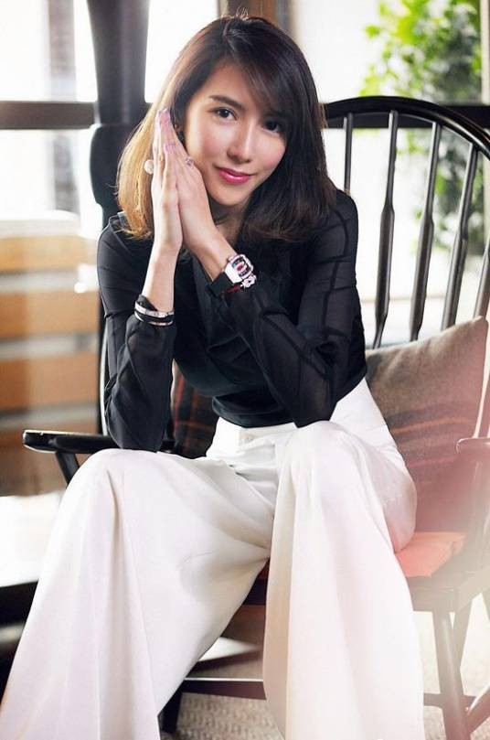 廖婧(潘石屹儿媳)