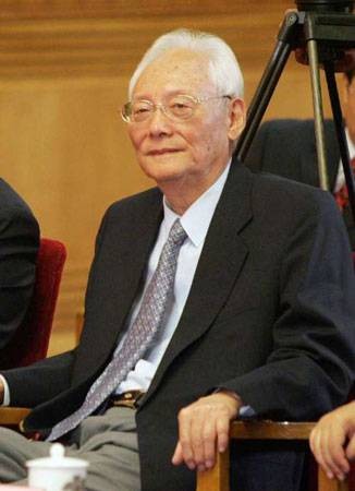鲁平(国务院港澳办原主任、党组书记)
