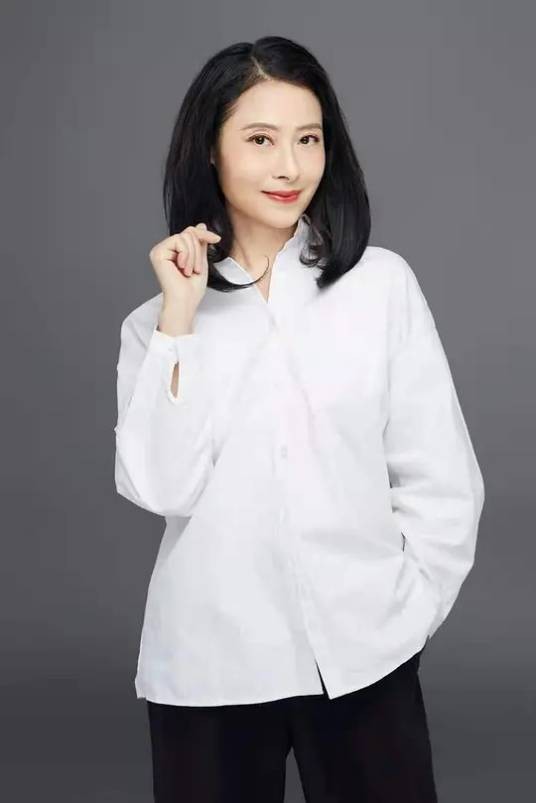 邓玉婷(中国配音演员、演员)
