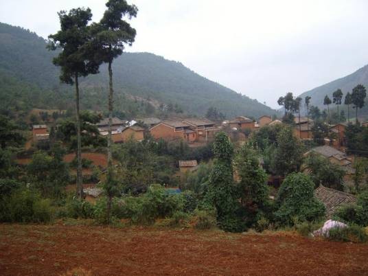 下小屯村（云南曲靖市马龙区通泉镇昌隆铺下辖村）